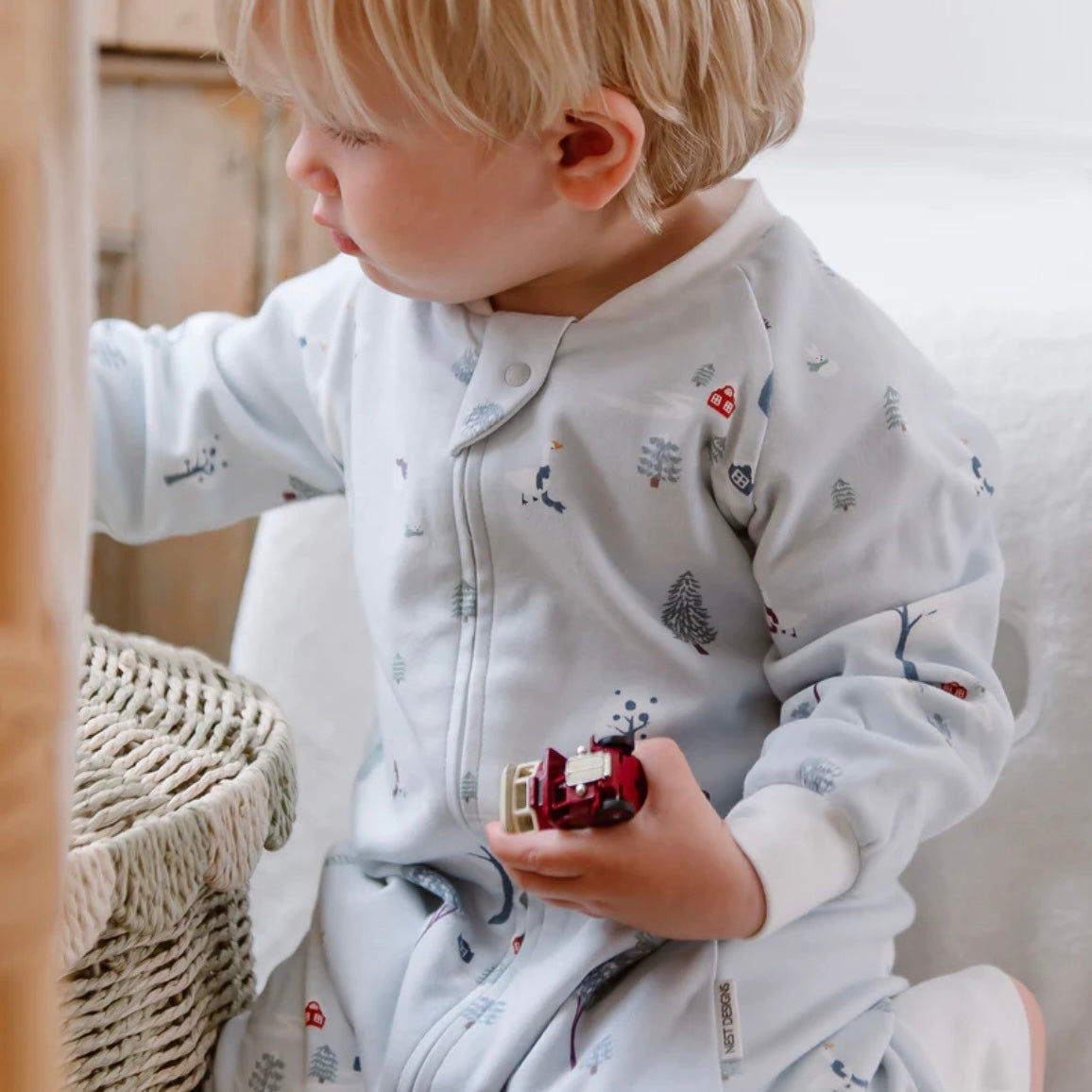 Nest Designs-1.0 TOG Long Sleeve Footed Sleep Bag Snowy Snuggles