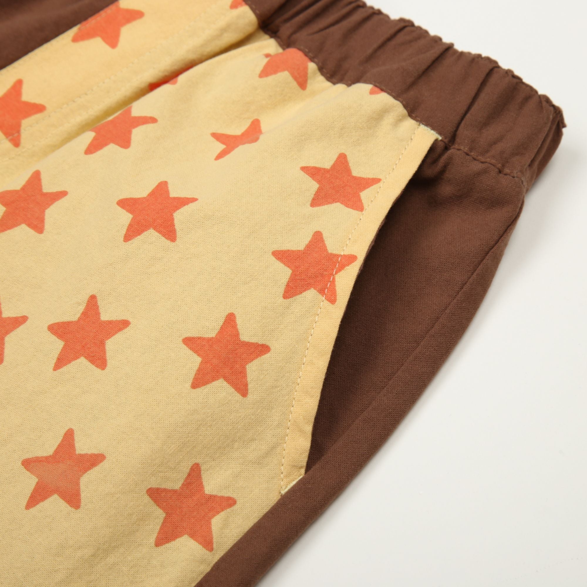 Jelly Mallow-Star Pocket Shorts Brown