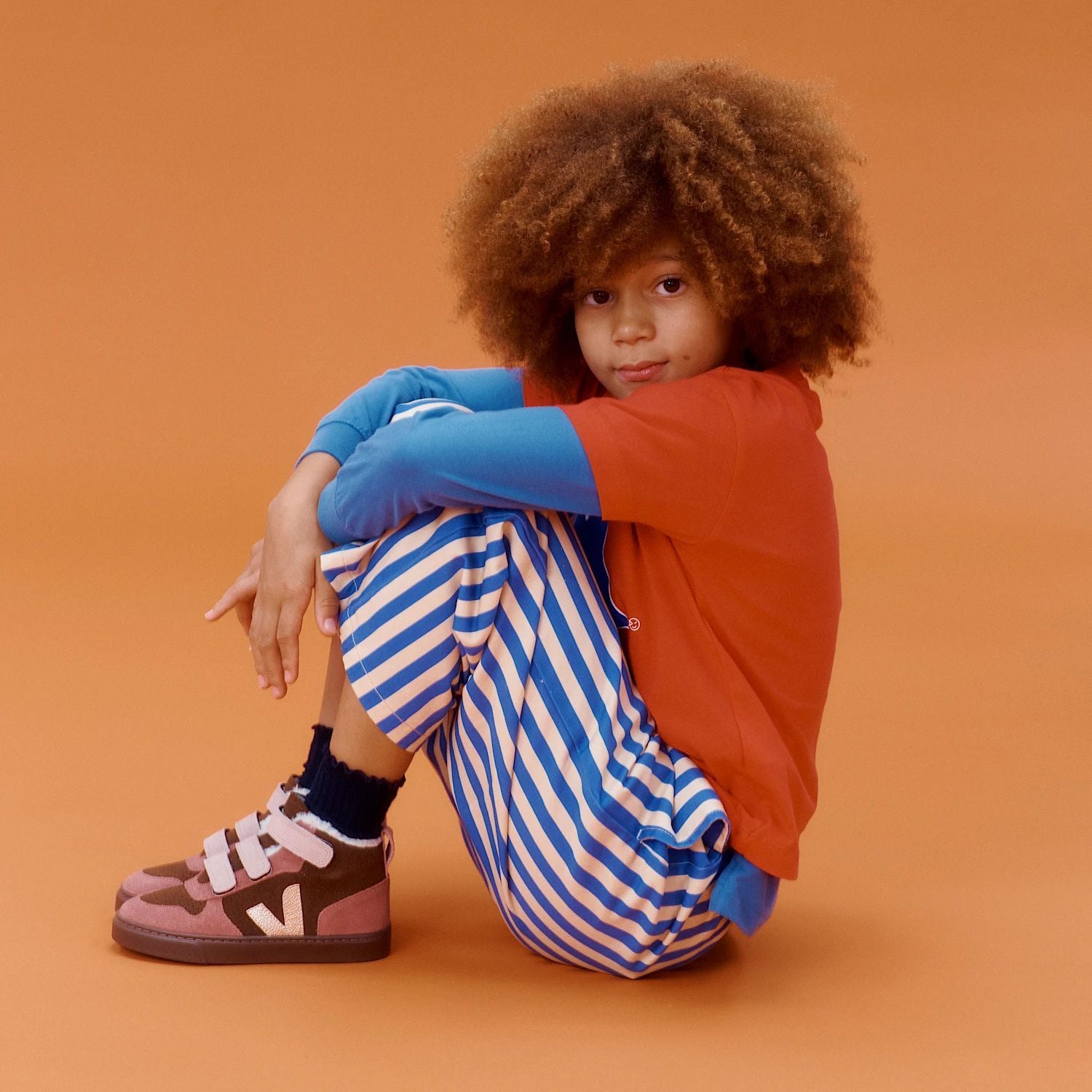 Veja-Small V-10 Mid Winter Walnut Platine Bark