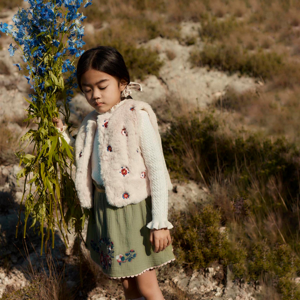 Louise Misha-Girls Sleeveless Jacket Liliou Cream Enchantedaster