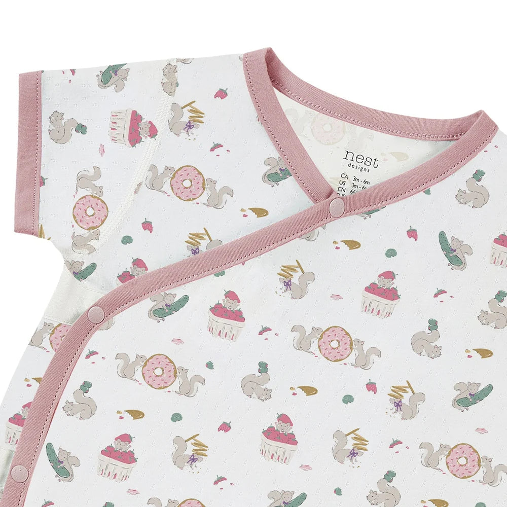 Nest Designs-Baby Short Sleeve Kimono Onesie Very Squirrelly