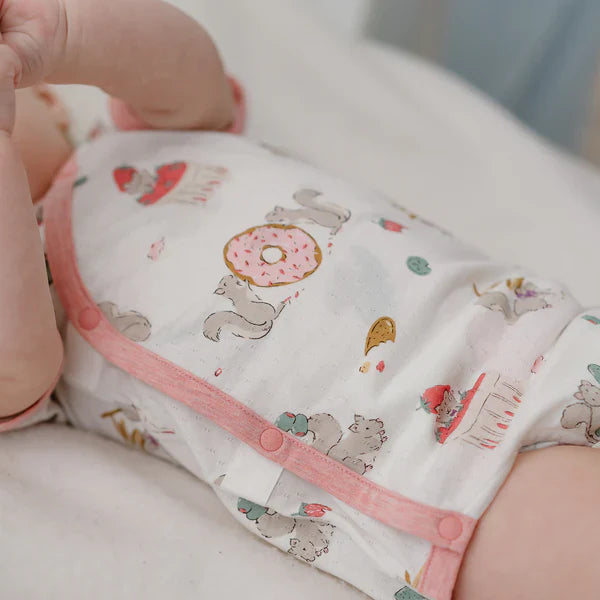 Nest Designs-Baby Short Sleeve Kimono Onesie Very Squirrelly