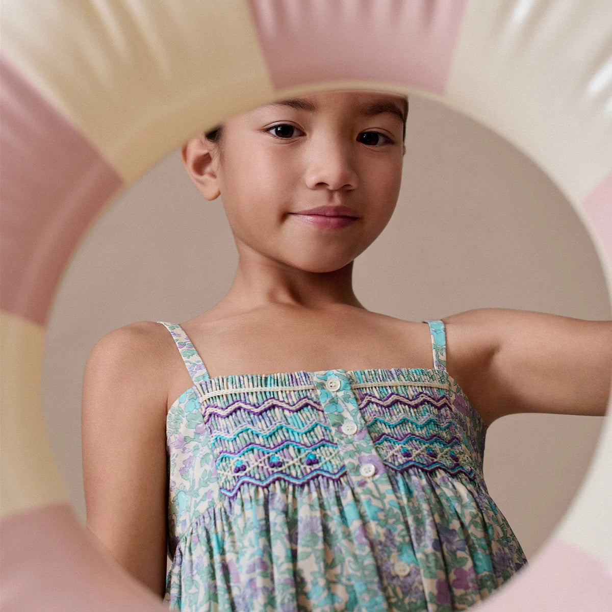 Bonpoint-Passion dress smocked and embroidered in Liberty fabric in organic cotton