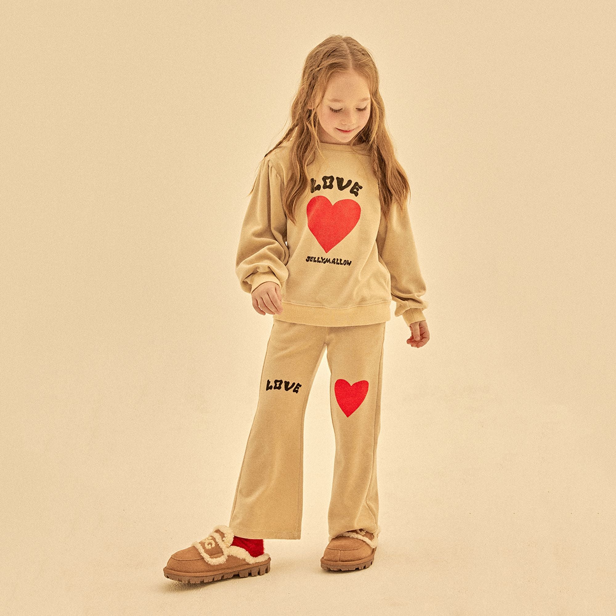 Jelly Mallow-Heart Shirring Velour Sweatshirt