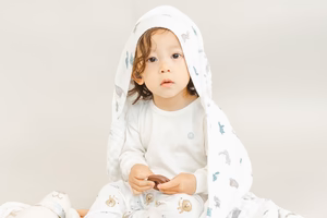 9 Layer Organic Cotton Hooded Baby Towel - The Tortoise & The Hare