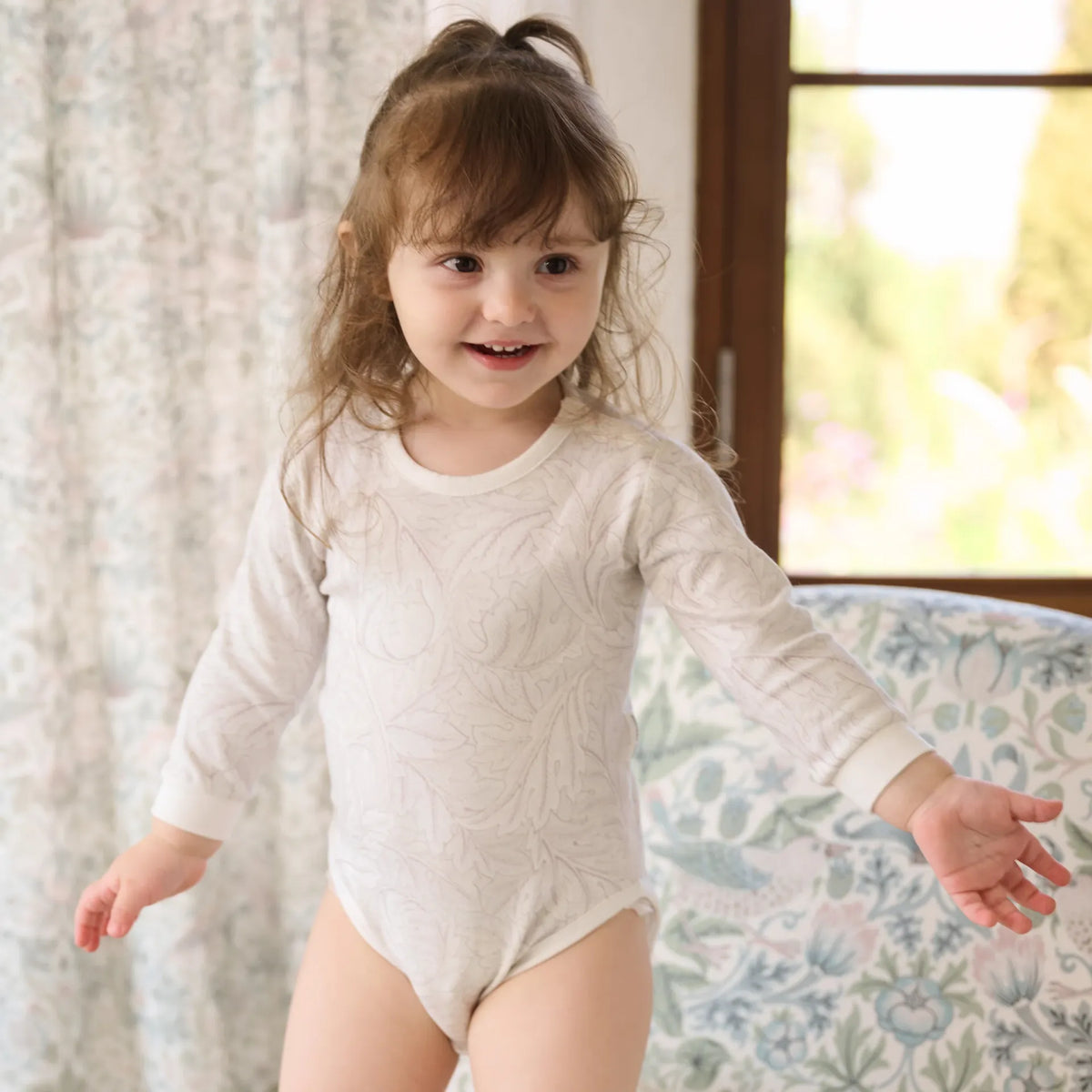 Nest Designs-Long Sleeve Onesie Acanthus Fired Biscuit