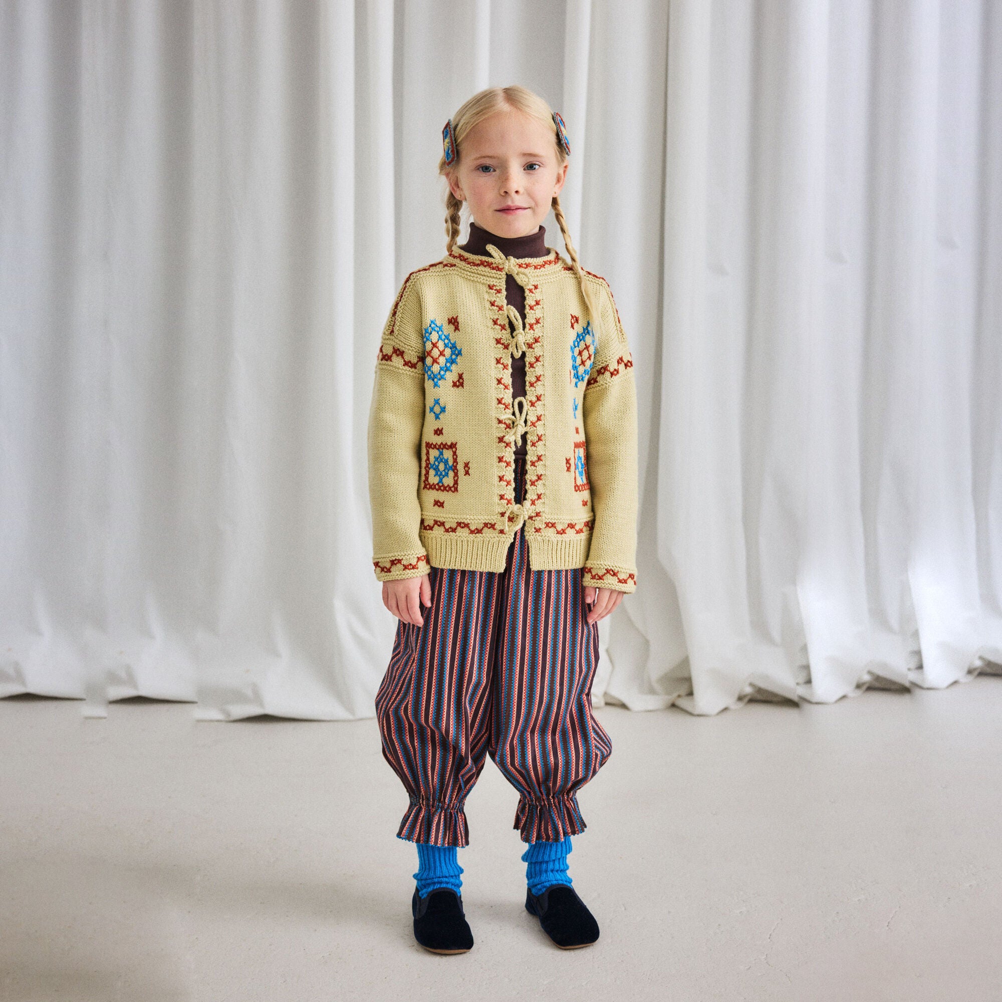 Misha & Puff-Cross Stitch Bjorn Cardigan Raffia