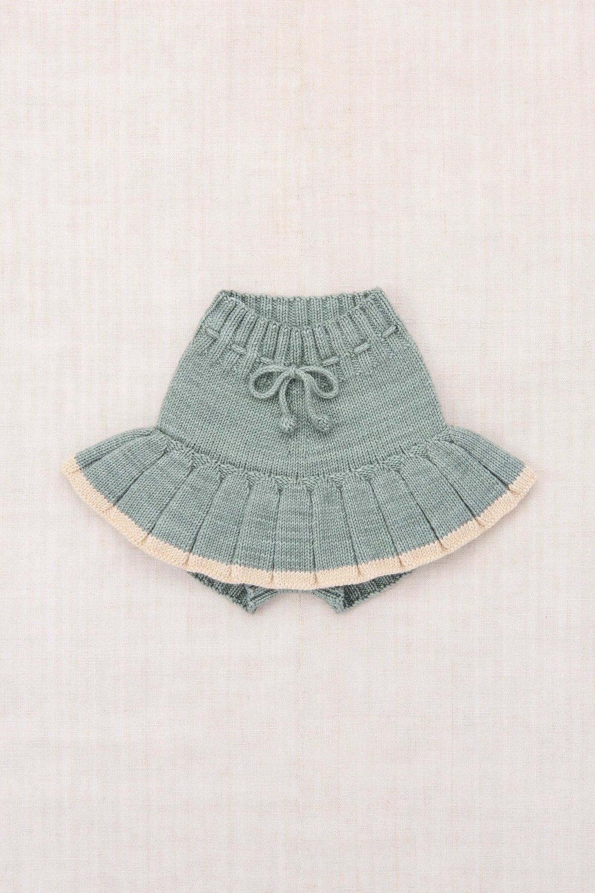 Misha & Puff-Skating Pond Skirt Onsen
