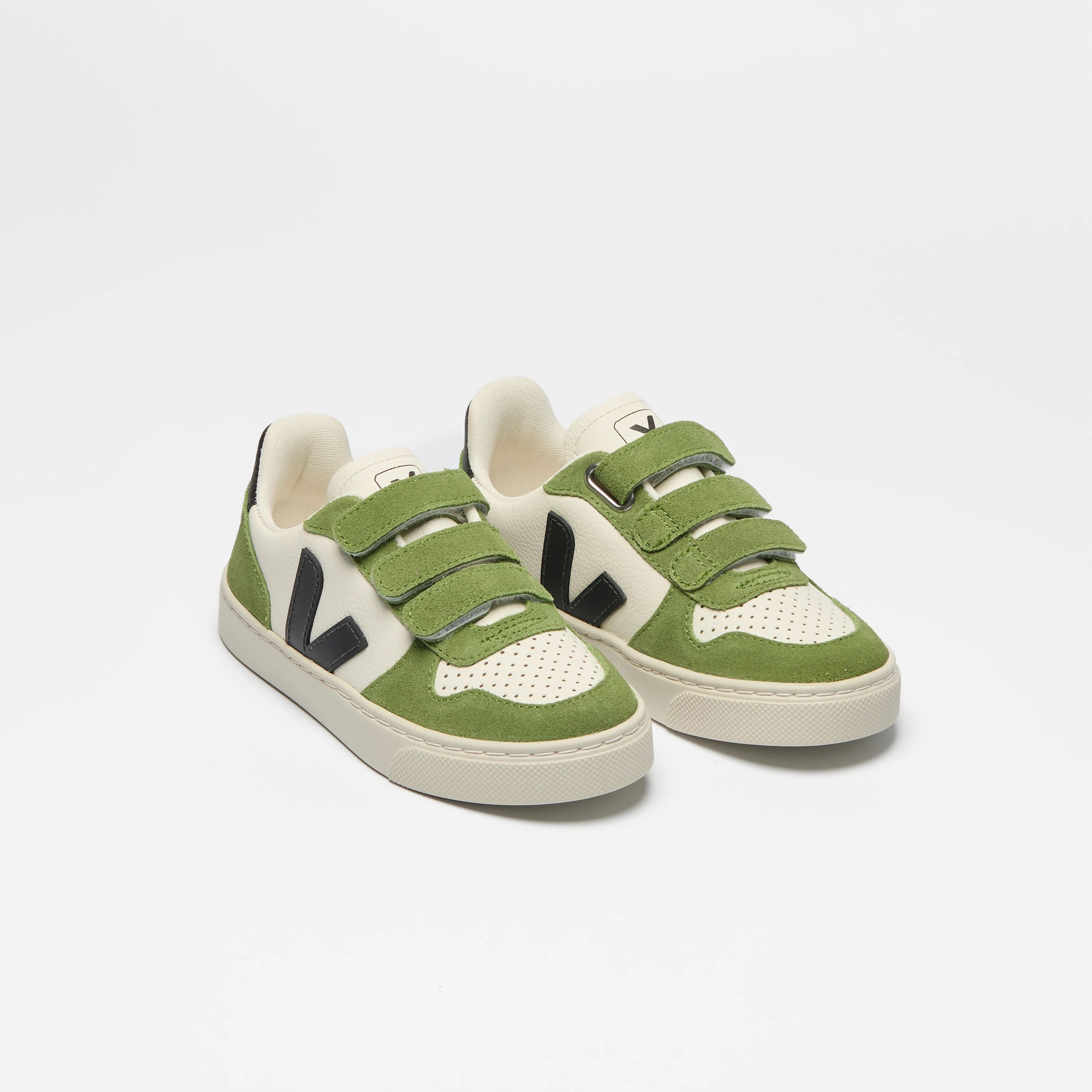 Veja-Kids Small V-10 Pure_Black_Kiwi