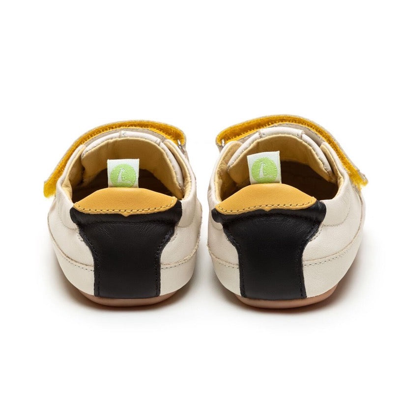 TAPIOCA/ PEQUI/ BLACK | BOSSY PLAY