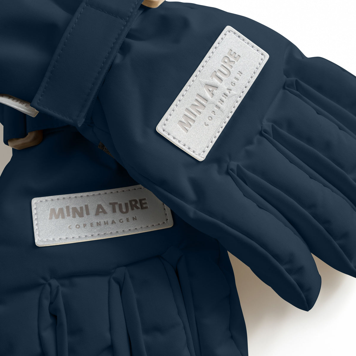 Mini A Ture-MATCELIO gloves Outer space