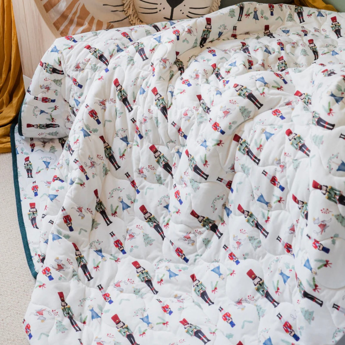 Nest Designs-Medium Cozy Blanket Nutcracker(167 x 220cm)