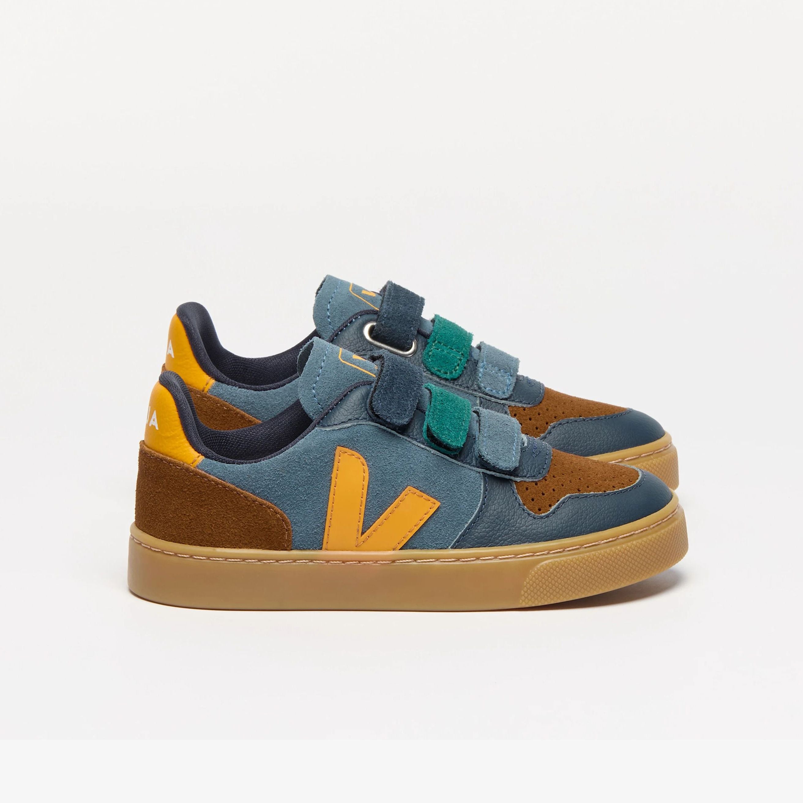 Veja-Small V-10 California Ouro Natural