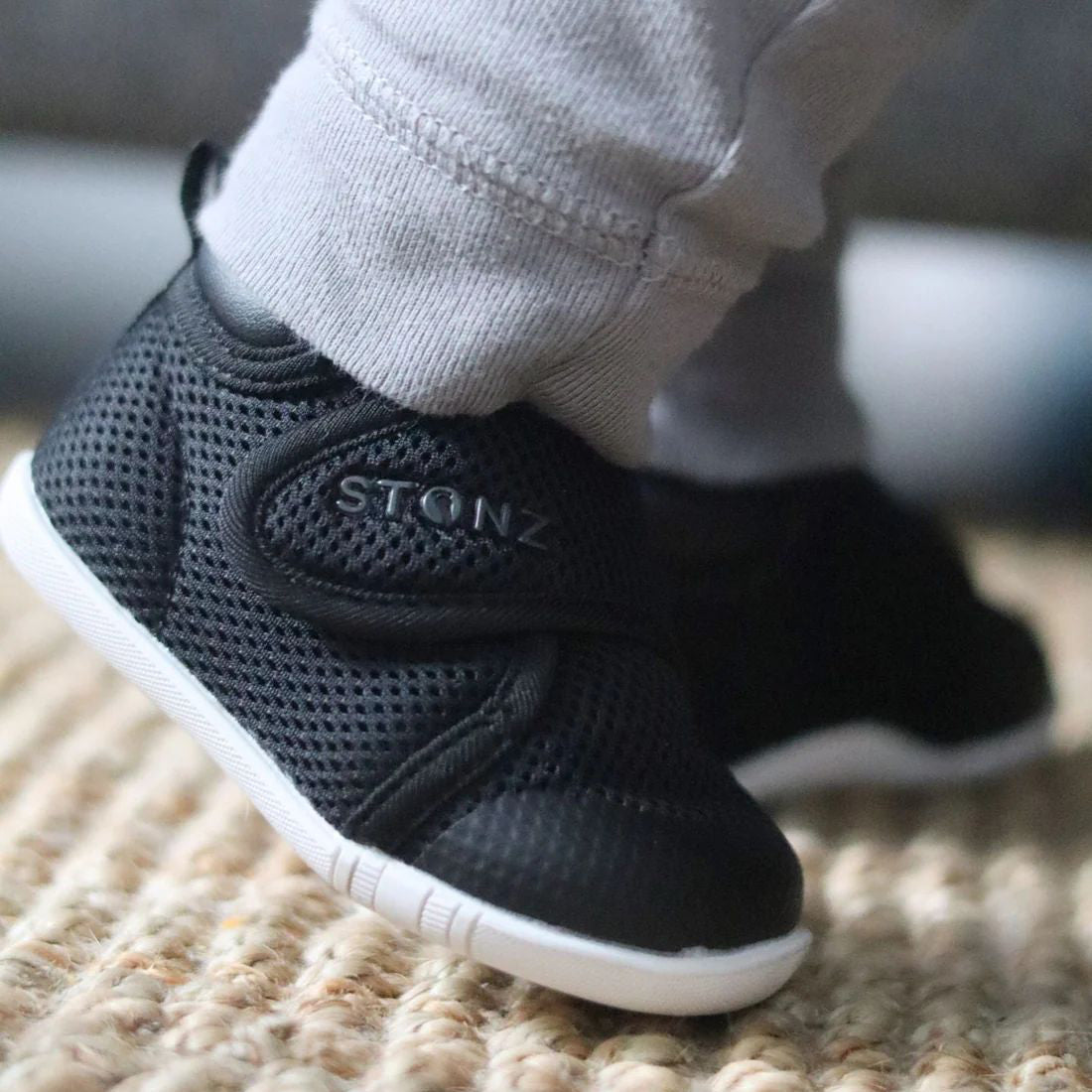 Stonz-Cruiser Baby-Black