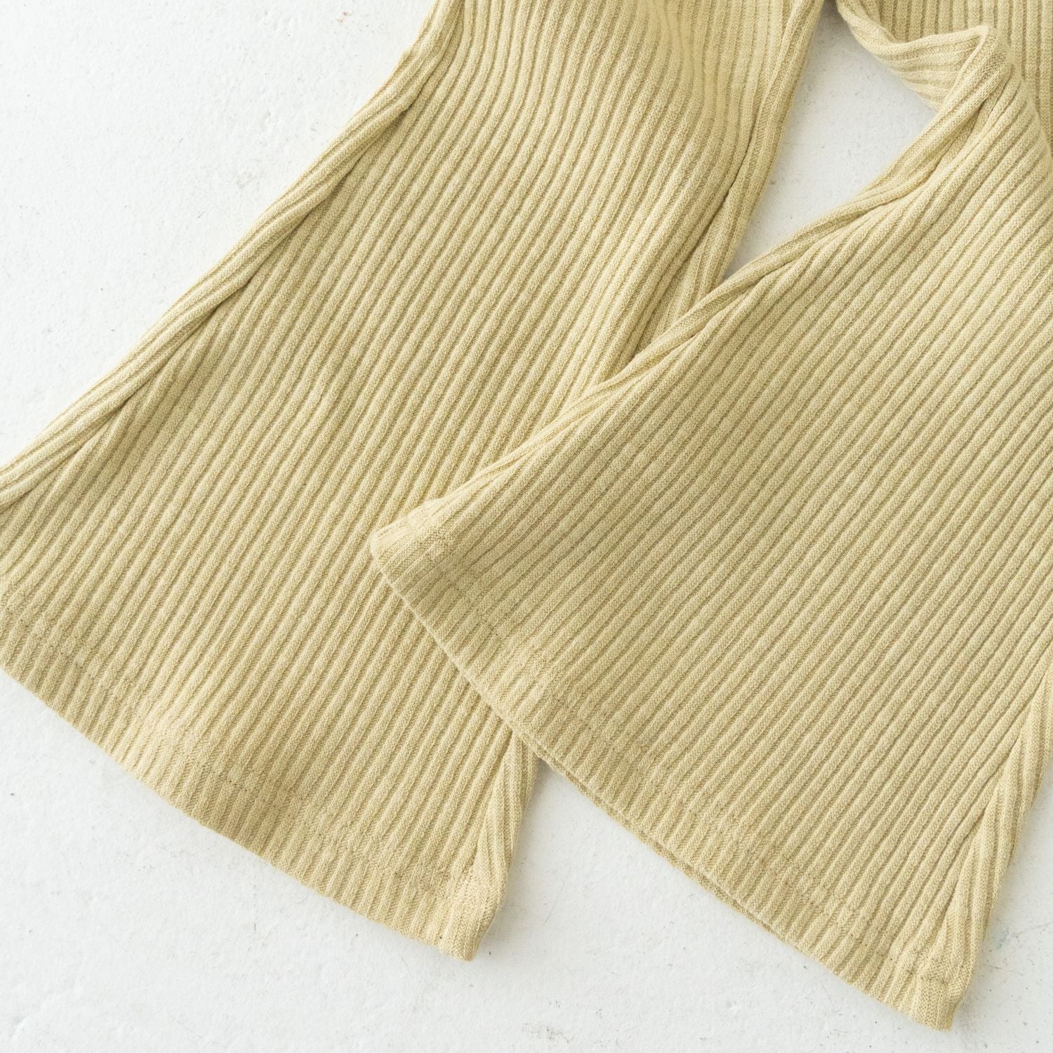 Solii + Solä - Girls Ribbed Flare Pants Pistachio