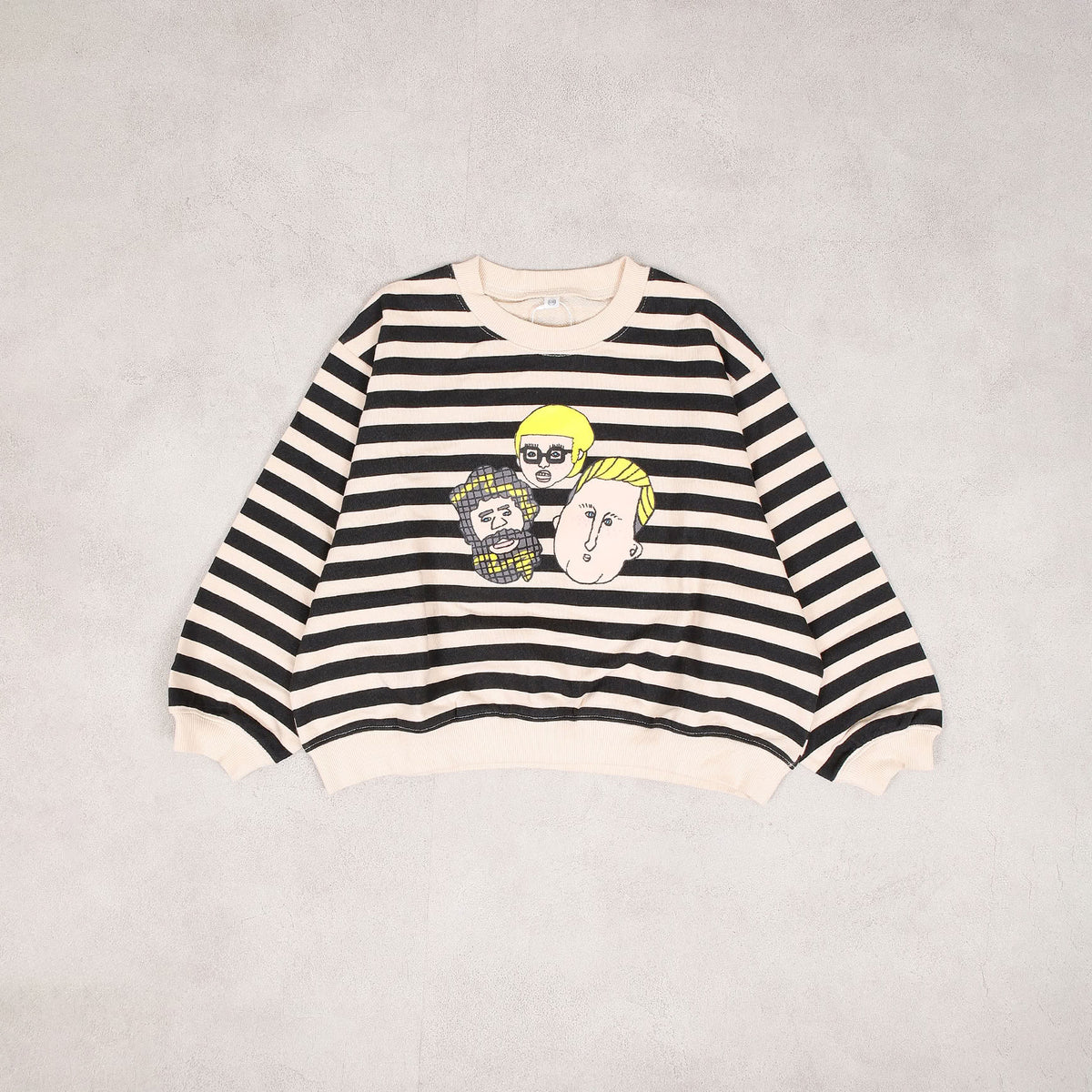 Markey's-Patterned Sweatshirt Black Border