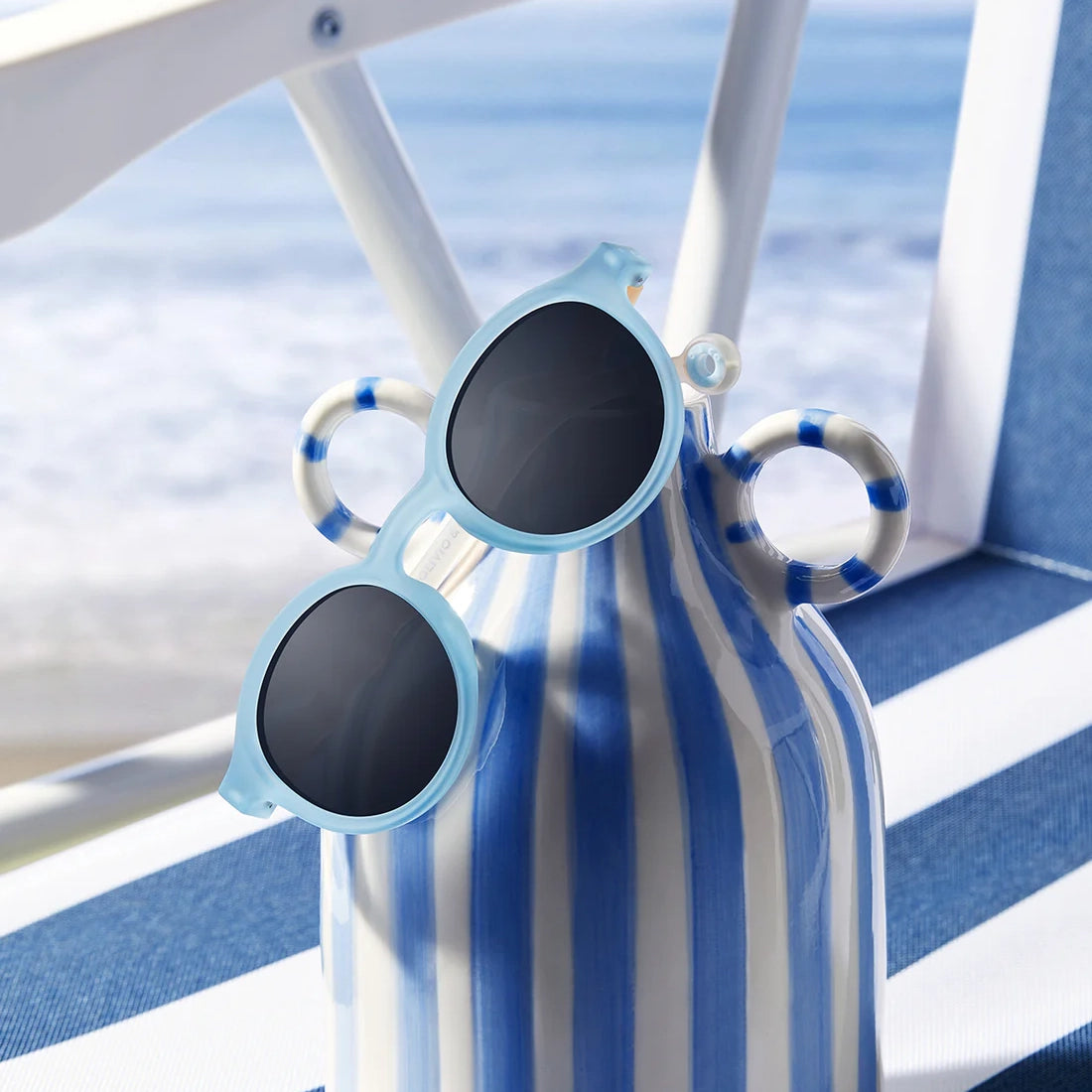 Olivio & Co-Junior Oval Sunglasses Sailing Blue
