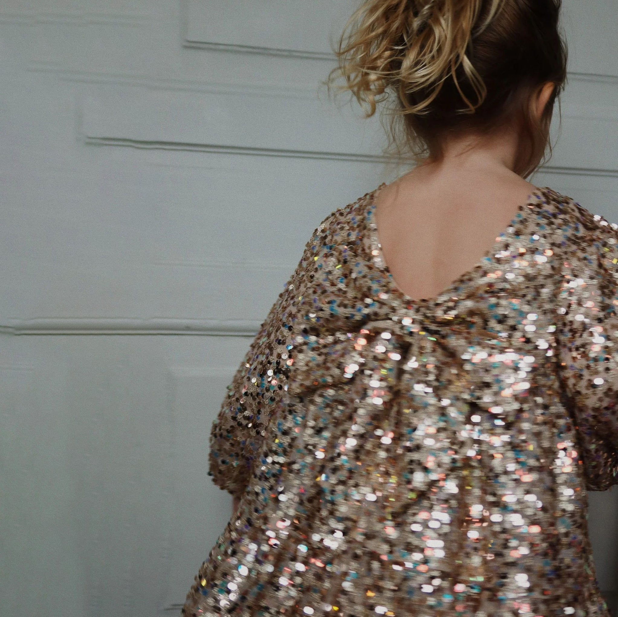 Konges Sløjd-Lila Sequins Bow Dress Gold Glitter