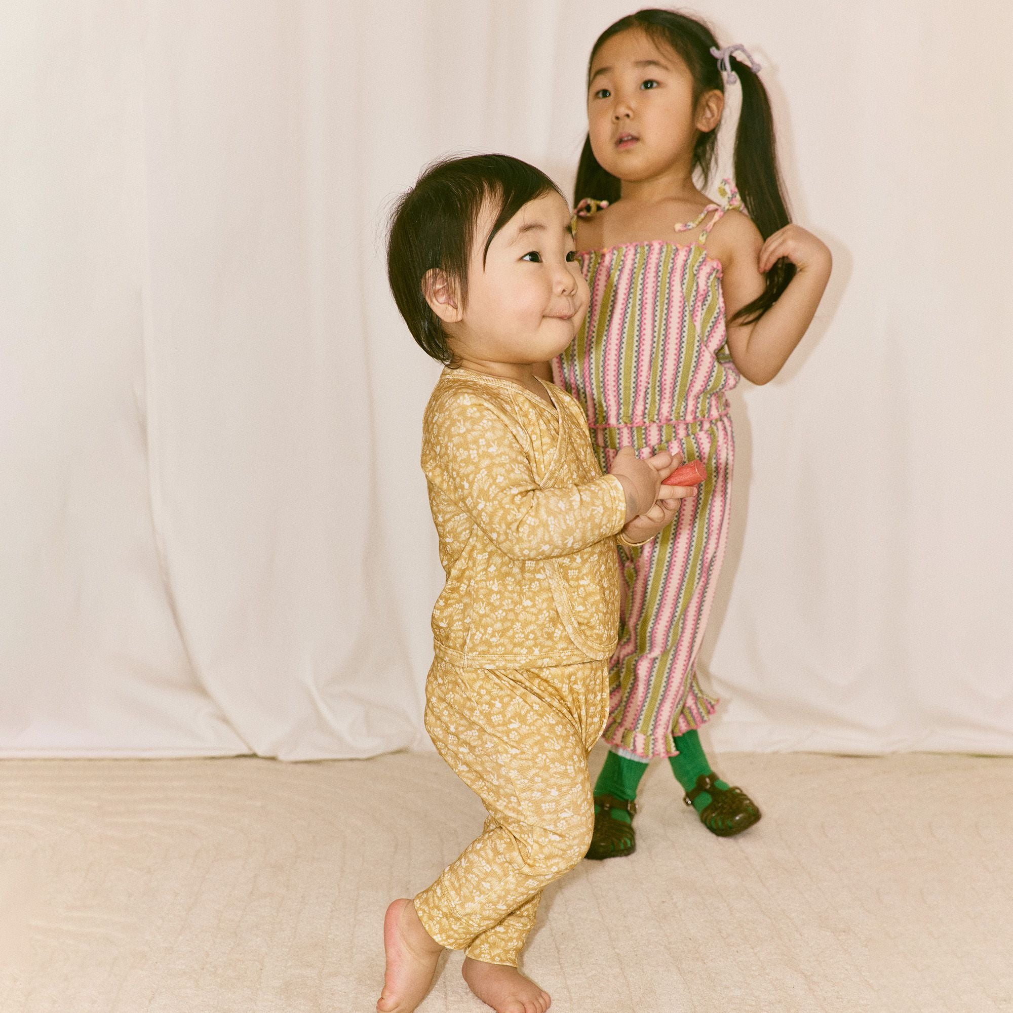 Misha & Puff-Baby Wrap Set Root Bunny Meadow