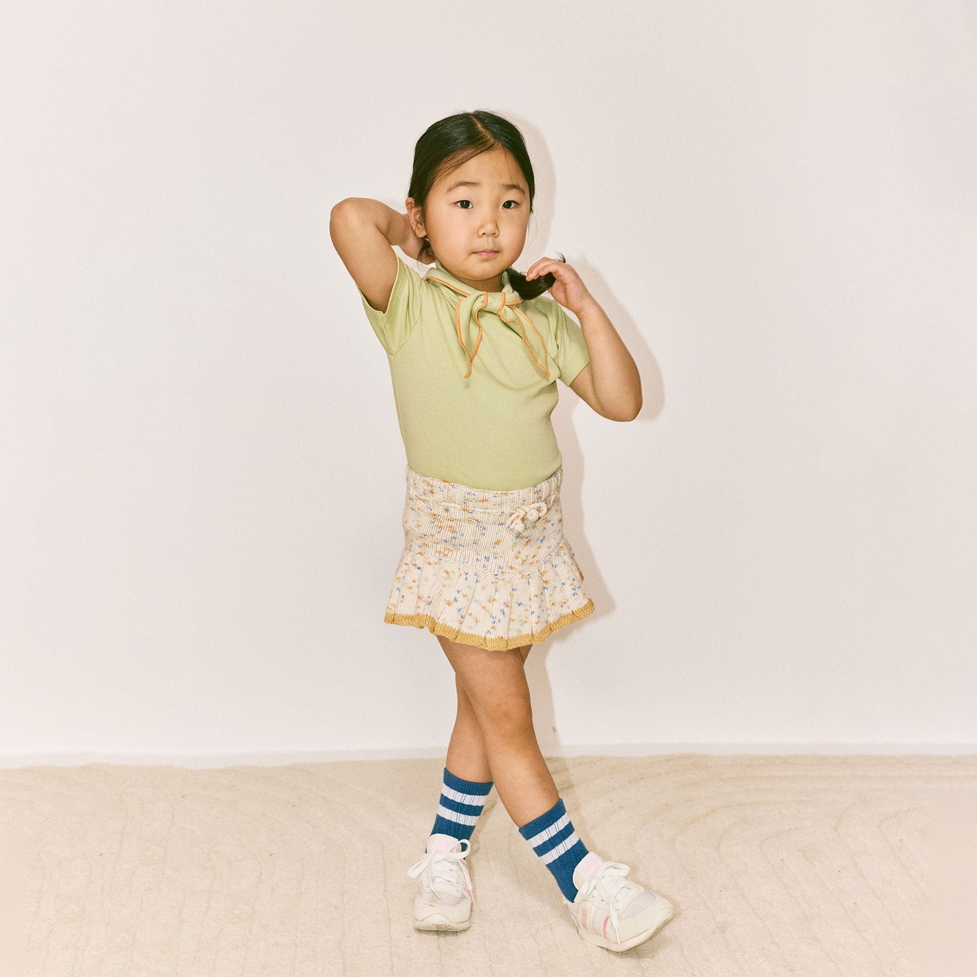 Misha & Puff-Girls Skating Pond Skirt Seashore Confetti
