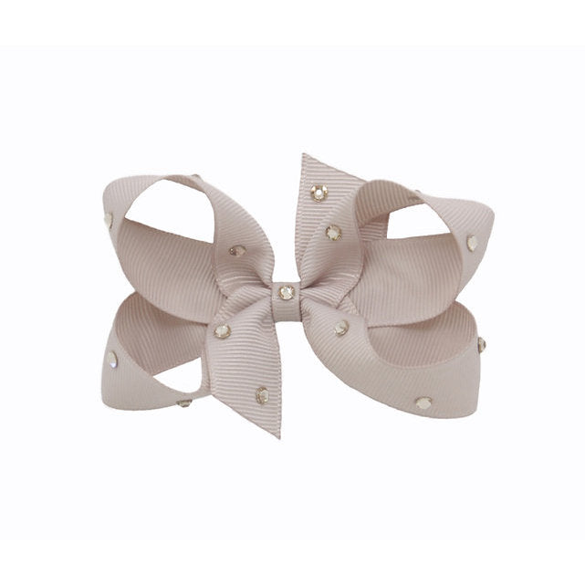 Olilia-Medium Classic Bow-Carmandy