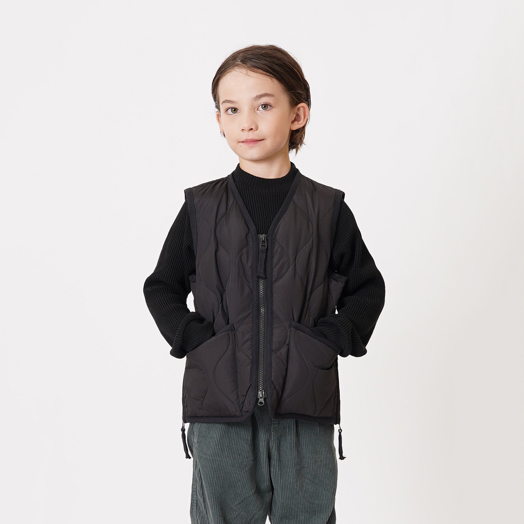 Taion-Kids Military Zip V Neck Down Vest Black