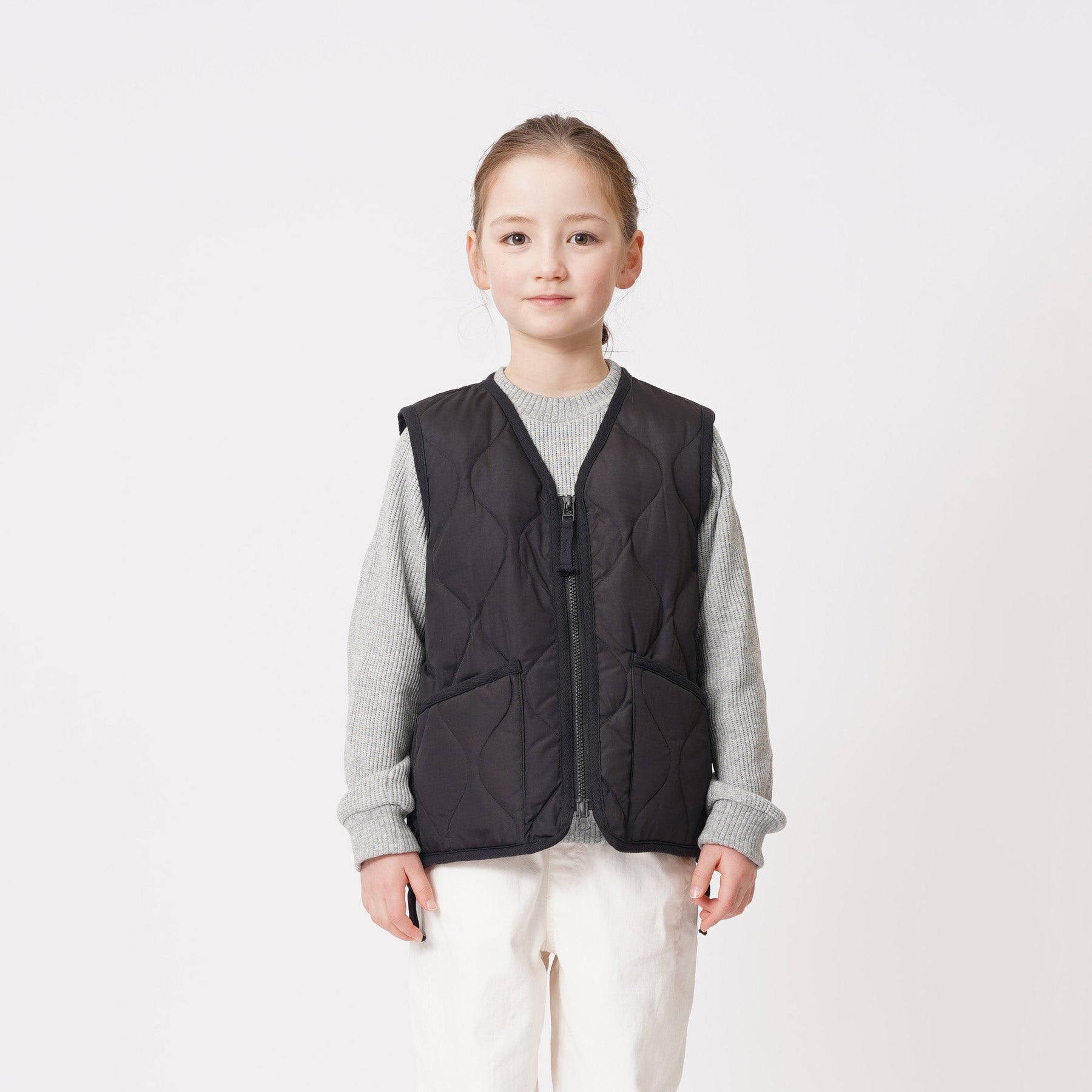 Taion-Kids Military Zip V Neck Down Vest Black