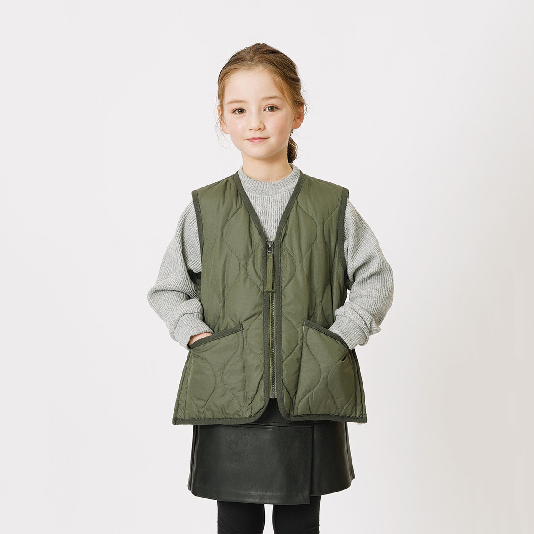 Taion-Kids Military Zip V Neck Down Vest Olive