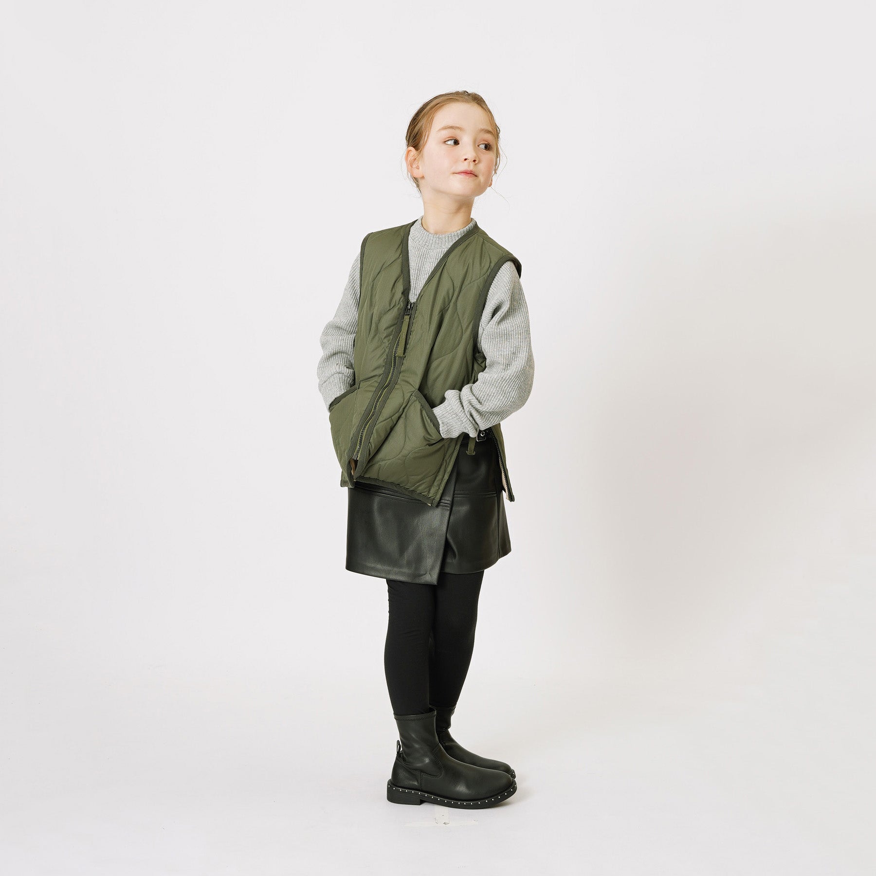 Taion-Kids Military Zip V Neck Down Vest Olive