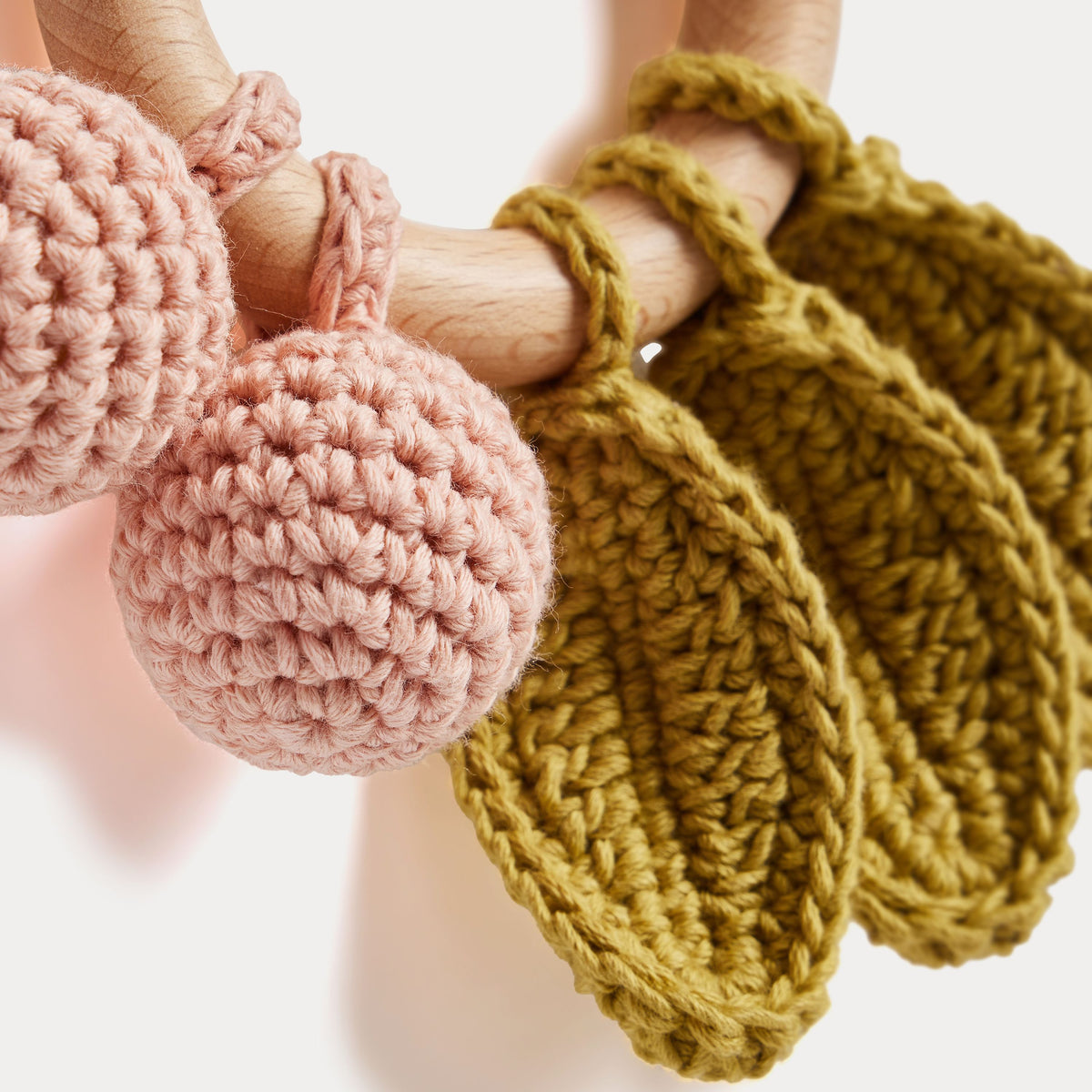 Bonpoint-Hochet Becherrymini Rose Poudre