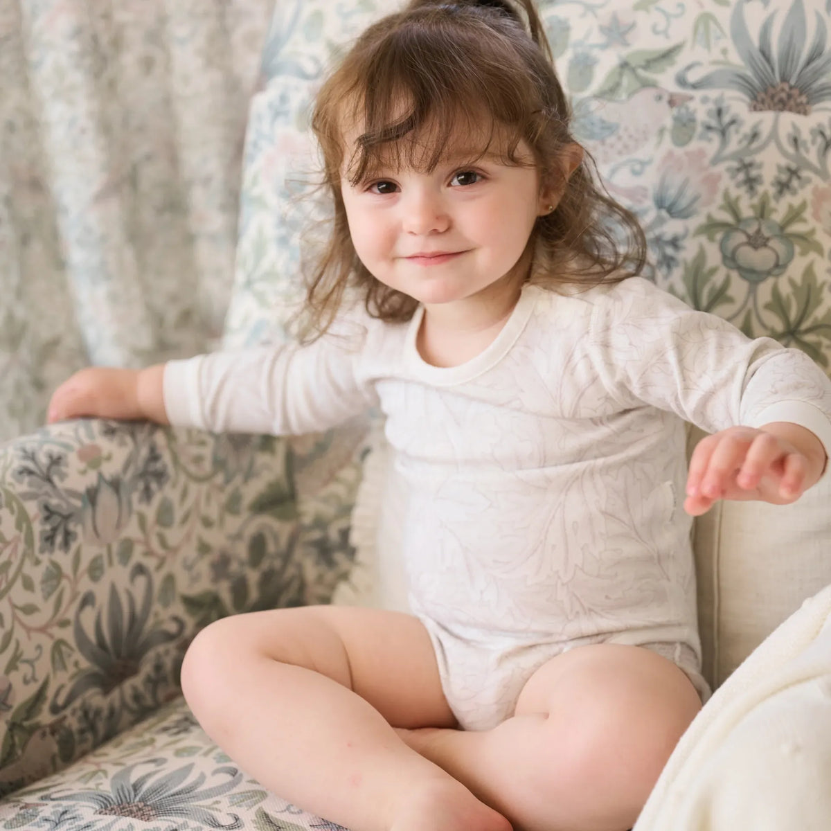 Nest Designs-Long Sleeve Onesie Acanthus Fired Biscuit