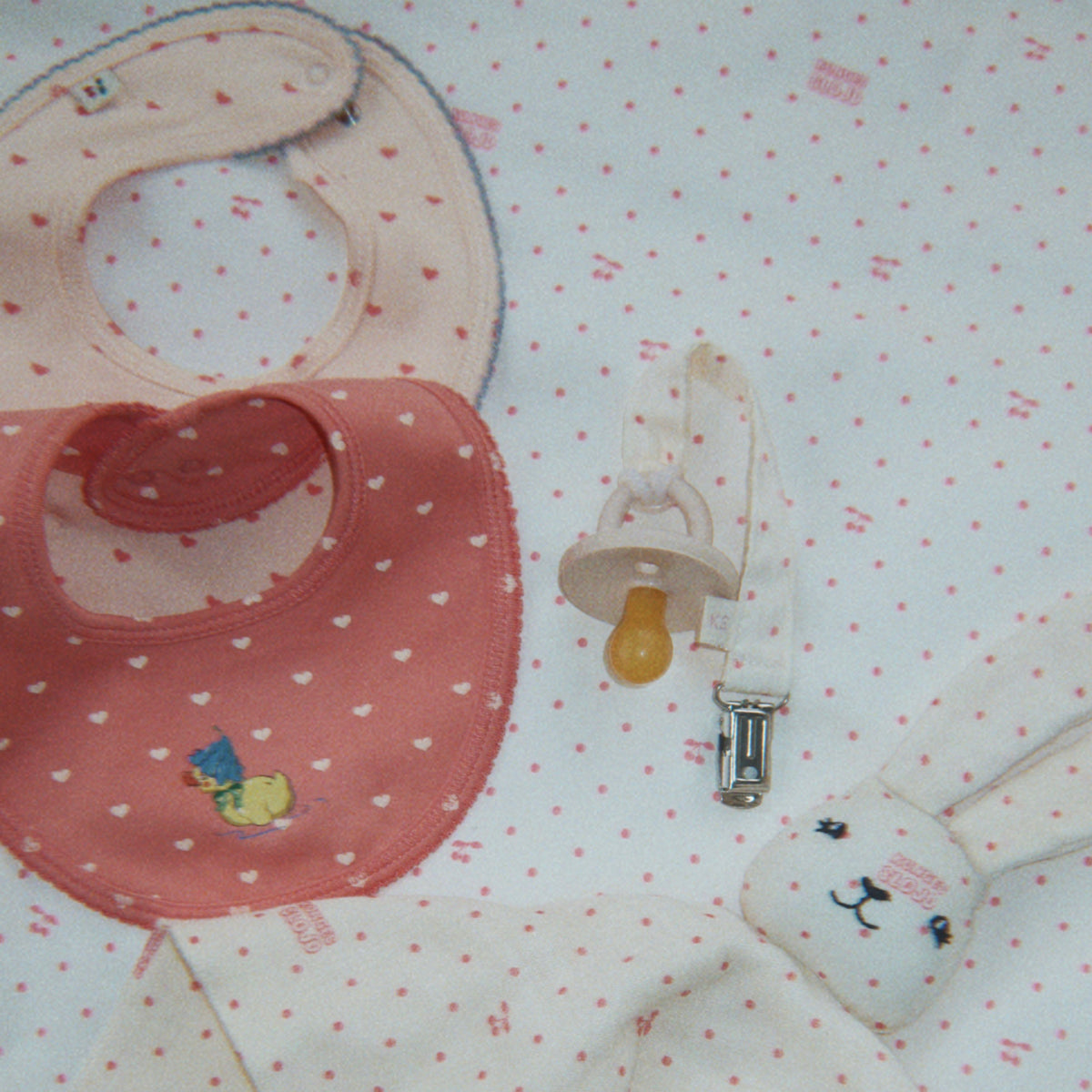 Konges Sløjd-Basic 2 Pack Bibs Coeur Lantana/Teddy Coeur