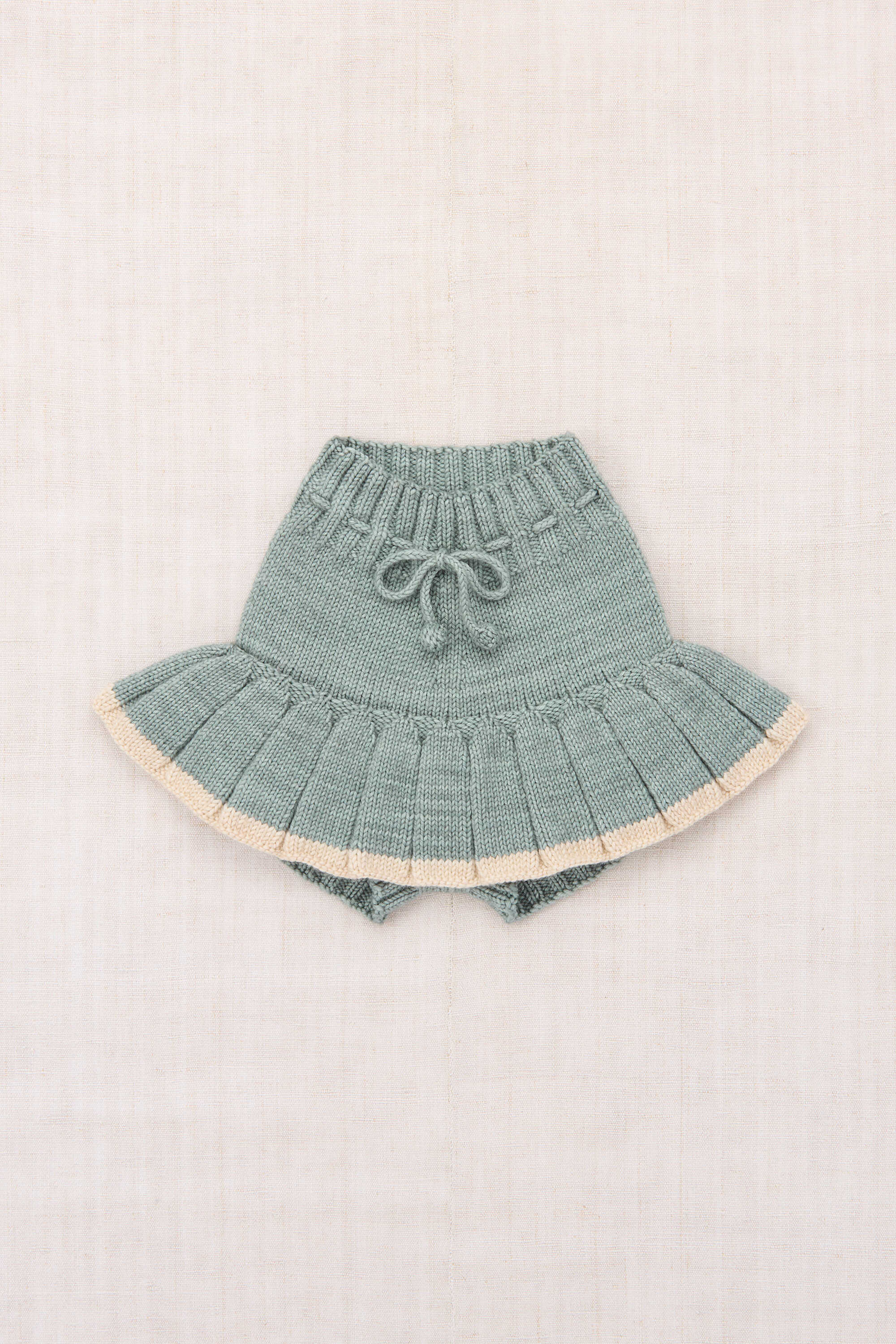 Misha & Puff-Skating Pond Skirt Onsen