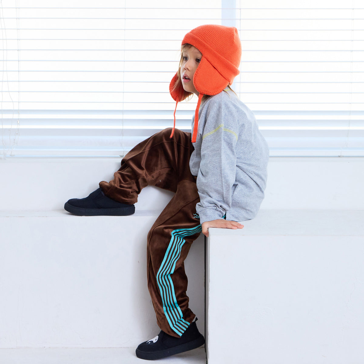 Markey's-Velour Track Pants Brown