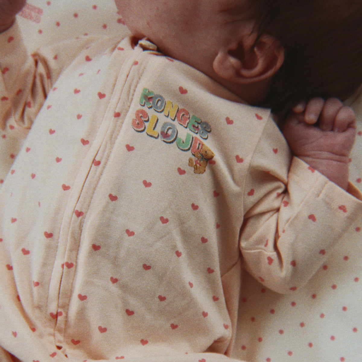 Konges Sløjd-Basic Zip Onesie Gots Teddy Coeur