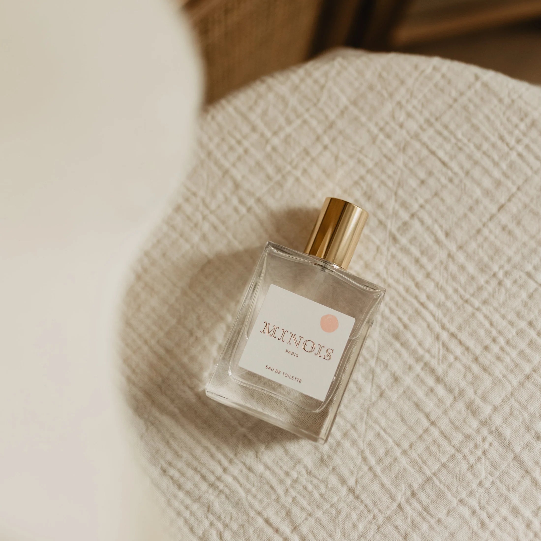 Minois-Perfume