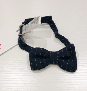 BOYS BOWTIE W/VELCRO, NAVY/WHITE